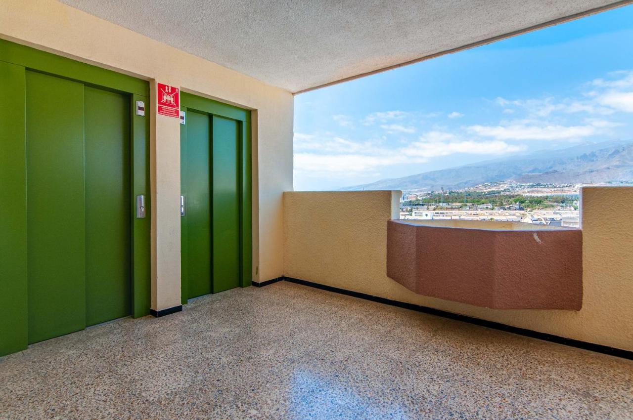 Torres Del Sol Beach Front Apartment Ph06 Los Cristianos  Exteriör bild