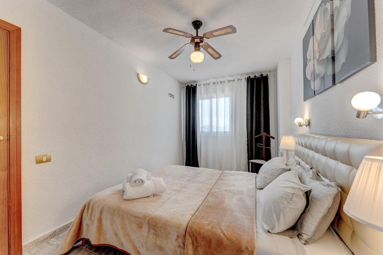Torres Del Sol Beach Front Apartment Ph06 Los Cristianos  Exteriör bild